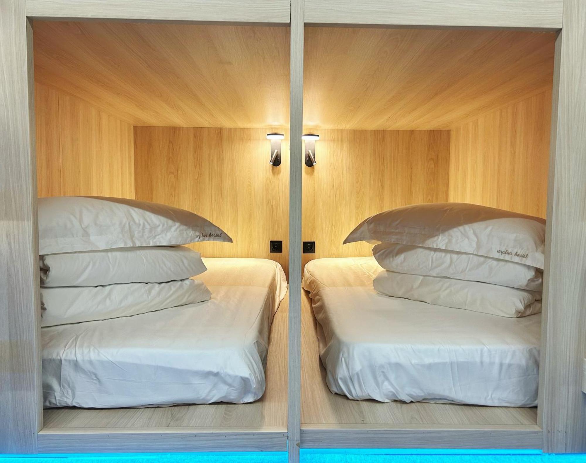 Unplan Hostel Madrid Ngoại thất bức ảnh