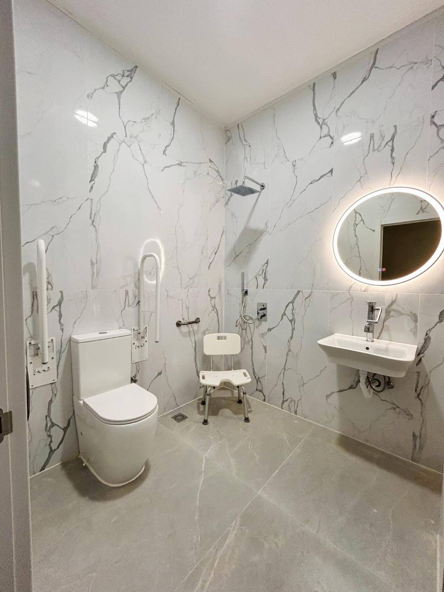 Unplan Hostel Madrid Ngoại thất bức ảnh