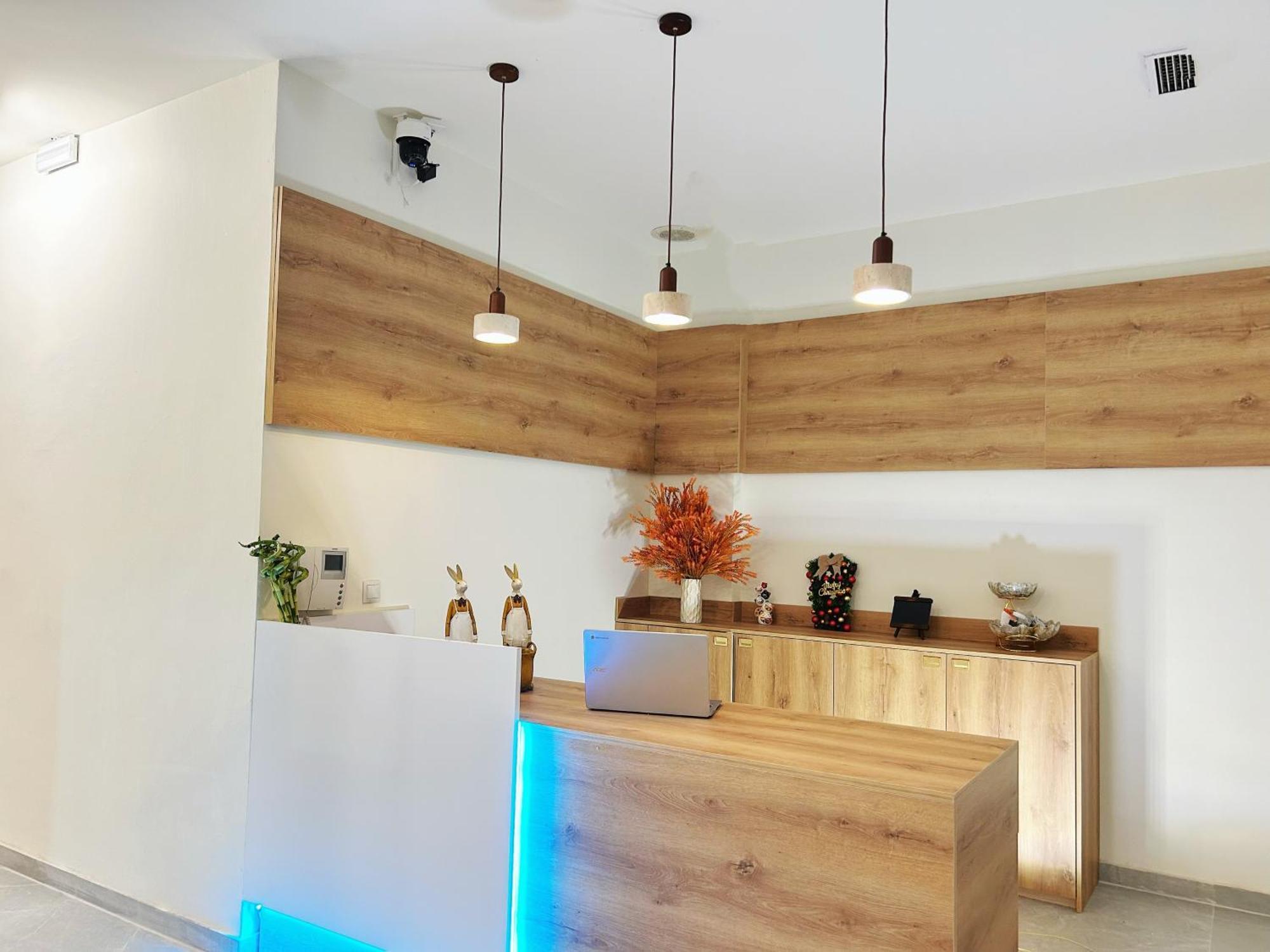 Unplan Hostel Madrid Ngoại thất bức ảnh