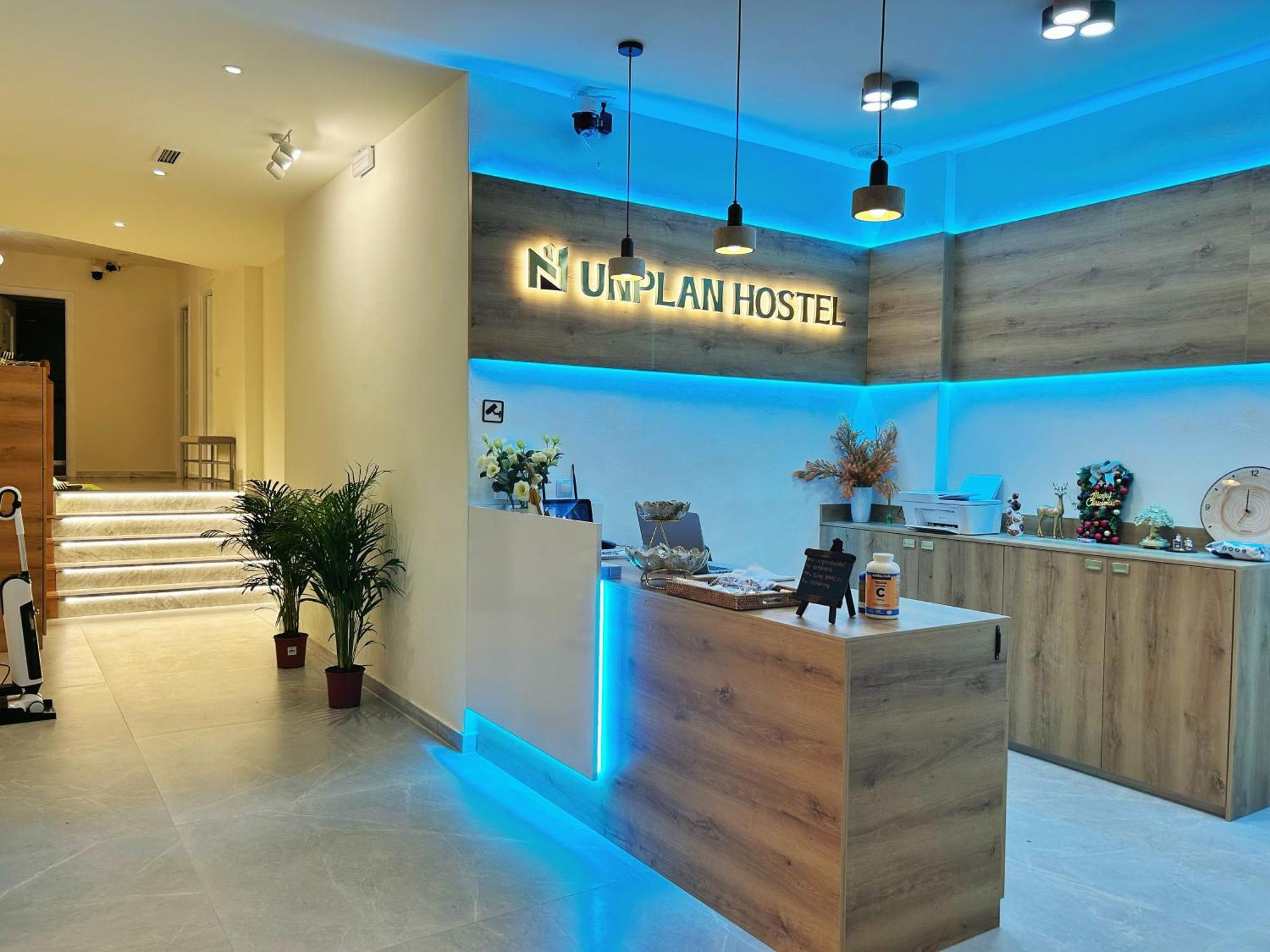 Unplan Hostel Madrid Ngoại thất bức ảnh